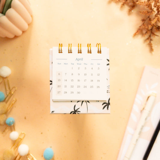 Tropical Horizons (I am on Vacay!) Petite Desk Calendar