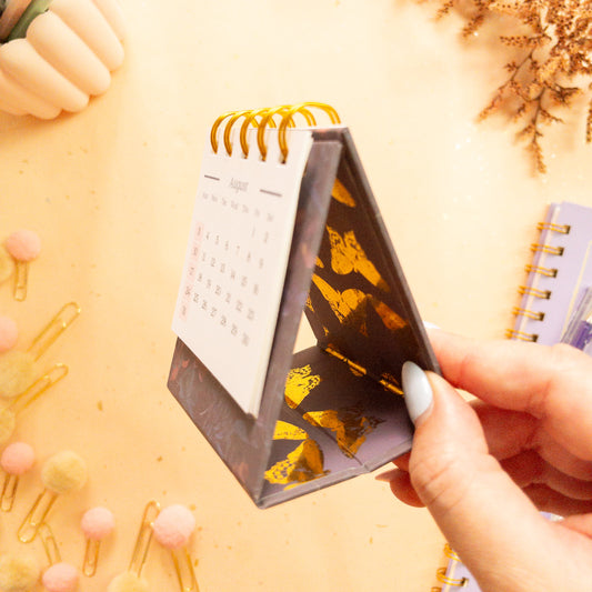 Timeless Blooms Petite Desk Calendar