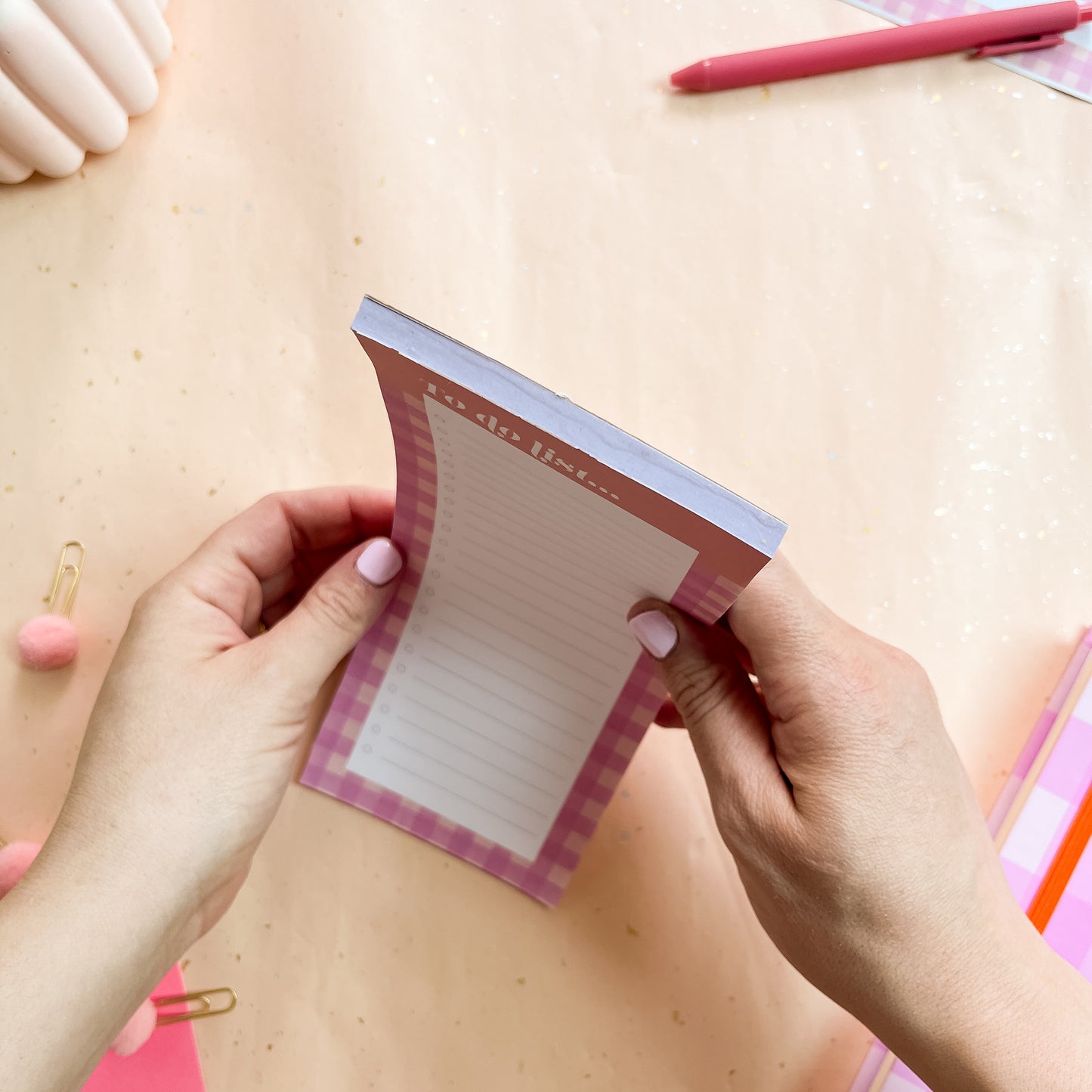 Berry Gingham To-do List Notepad