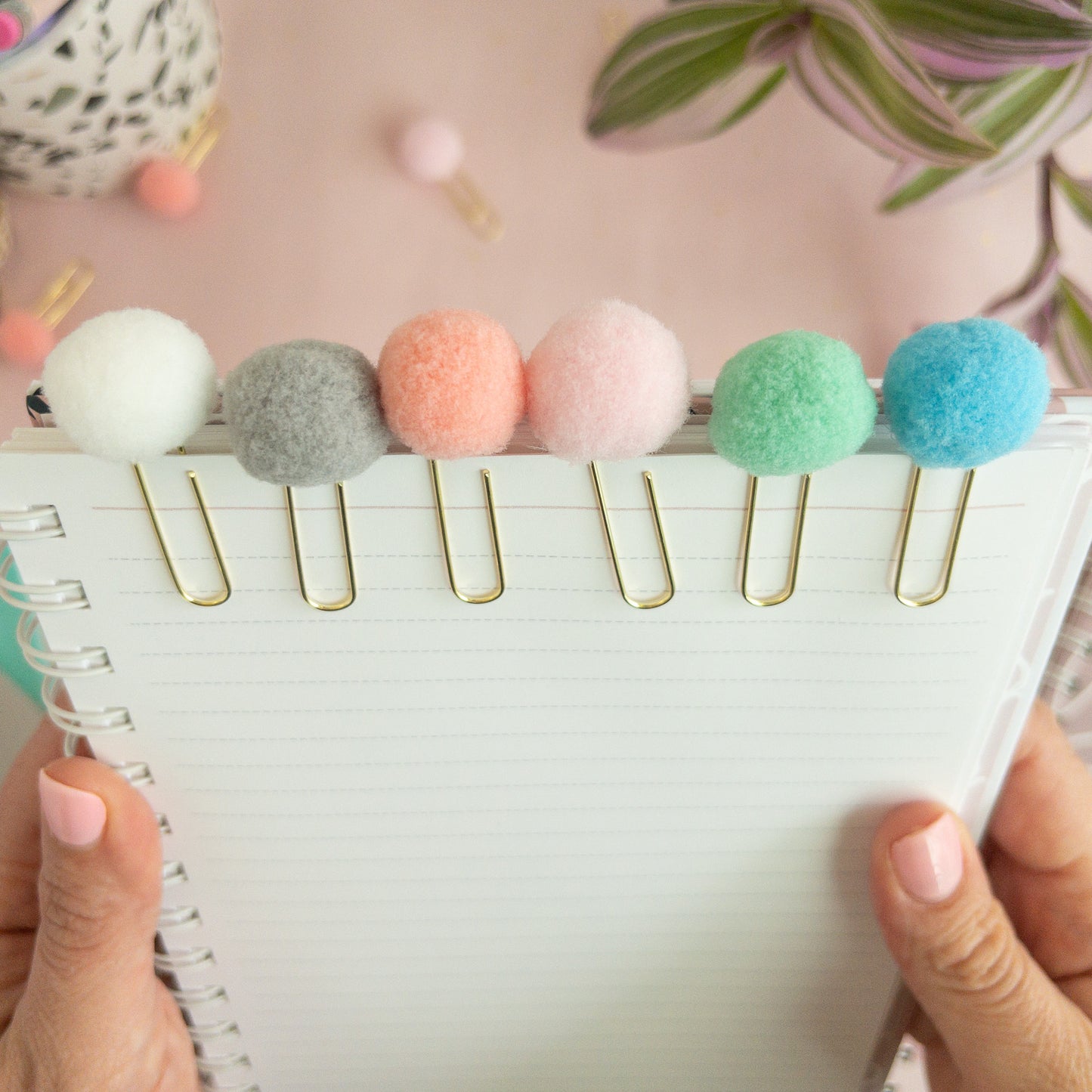 Pompom Paperclips