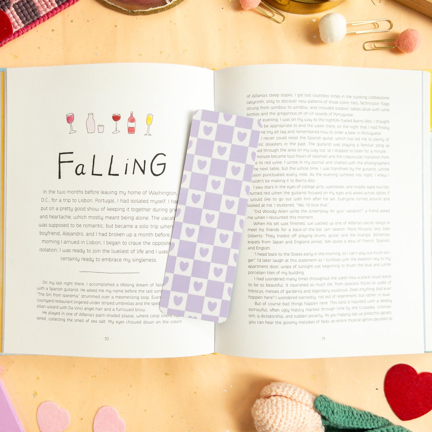 Bookmark Love in Checkered