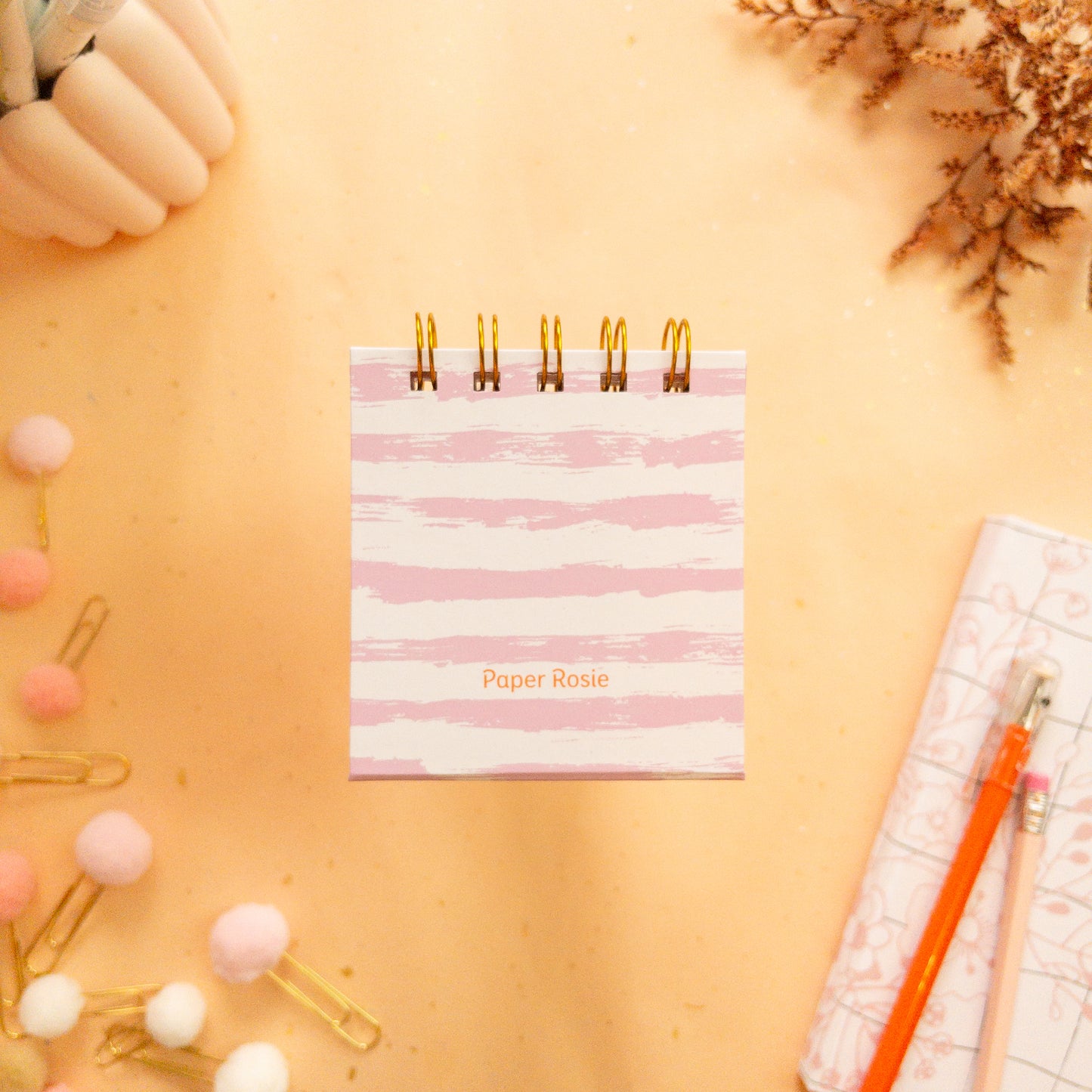 Summery Floral 2025 Petite Desk Calendar